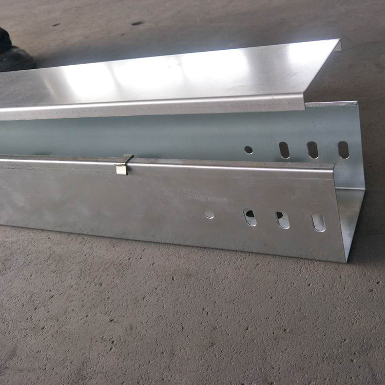 鋼制槽式橋架從準備到驗收的專業(yè)指南